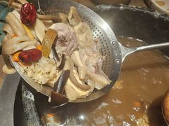 -蘑界·野生菌火锅(深业上城店)