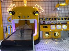 -泡泡玛特POPMART(上海环球港店)