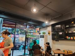 -陈员外正宗夹江烧烤(广福路店)
