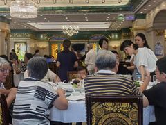 -王朝大酒店徐汇店-地面停车场