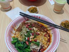 -遇见小面(东方宝泰店)