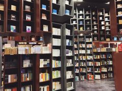 -当当梅溪书院(步步高梅溪新天地店)