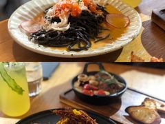 阿拉斯加蟹肉配海胆酱墨鱼汁意面-CHILLAX轻乐时(侨建·Hi City店)