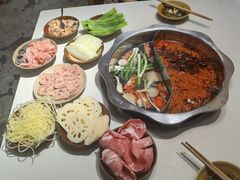 -岗上渣渣老火锅(上大田湾店)