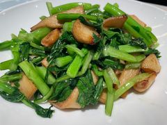 鲜菌炒菜心-大铁勺新津菜(东丽阳光新业广场店)