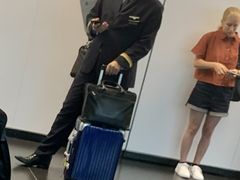 -维也纳国际机场