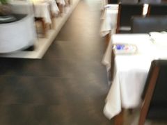 -山顶沙河粉-粤菜馆(凯旋店)