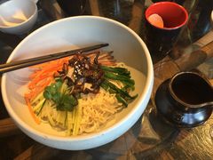 -云海肴·汽锅鸡·云南菜(天山百盛优客店)