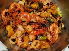 -七欣天香辣蟹火锅(闵行浦江欢乐颂店)
