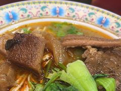 -金杨拉面王小吃面馆·牛三宝面·红烧牛肉粉
