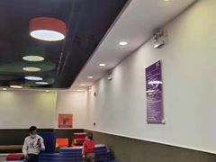 -爱威盛亲子俱乐部·纽约国际早托中心