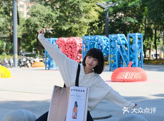 ⽆语了买奶茶送的东⽅冰茶显眼包太能装了吧