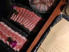 -新哥老官·畅吃123·美蛙世界(苏宁广场店)