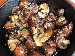 蒜香橄榄油烤小蘑菇-G+KITCHEN(龙湖狮山天街店)