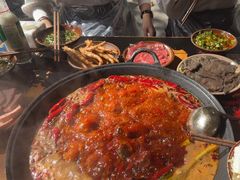 -黄潇洒老火锅(九眼桥宏济巷店)