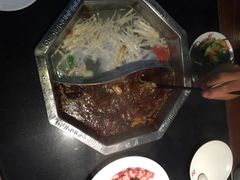 -重庆德庄火锅(体育中心店)