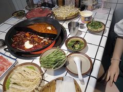 -巴卤社老火锅(财富店)