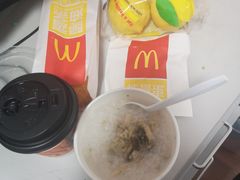 -麦当劳(轻轨曹杨路店)
