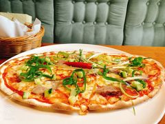 北京烤鸭披萨-JINNS锦时 steak&pizza(浸信会礼拜堂旧址店)