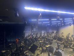 -TANGO LIVEHOUSE动感单车(巴黎春天店)