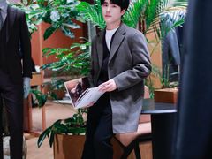 -王府井百货熙地港店