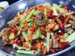 -独一佳老胡湘菜馆(矿山路店)