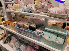 -三丽鸥(北京荟聚店)
