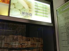 -满江红四季餐厅 · 国家五钻级酒家(新纪元大酒店店)