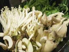 -红钳侠小龙虾·烧烤(中赢康康谷店)