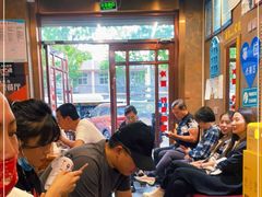 等位区-京玉菲饭店(李村店)