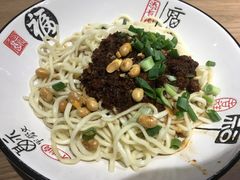 -牛吃草牛杂面(天一店)