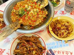 -堂瓦里·33年传统赣菜(第一街区店)