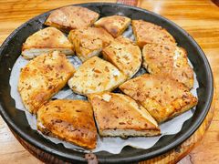 料理烤特色火烧-老东镇啤酒屋海鲜加工·蒸汽海鲜·海鲜烧烤(台东店)