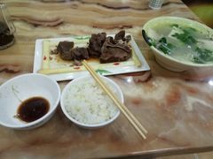 -苏莱特色牛骨滩羊手抓馆(长城东街总店)