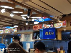 -呷佬·长沙手工米粉(金沙江路店)