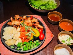 -Fuzzy Bistro 浮几韩餐·茶酒馆
