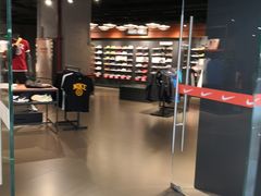 -耐克(恒隆广场店)