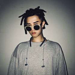 -SIX Hair Consultant