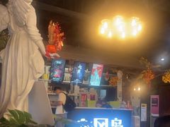 -暴风岛沉浸式体验馆(百联世纪店)