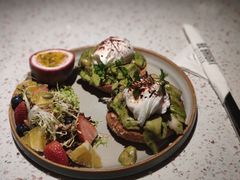 罗勒酱杂菌班尼迪蛋-BE BRIGHT KITCHEN(正佳广场店)