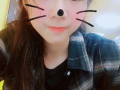 -志龙皇冠吃货椰子铺