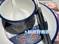-尚尚仙·酸汤猪手·猪肚鸡火锅(华联万柳购物中心店)