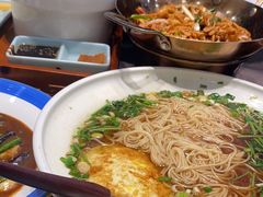-香山湖家家宴(中山陵店)