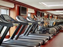-富力丽思卡尔顿酒店健身中心