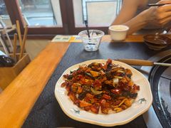 -阿山卓·野生菌火锅·纳西火塘烤肉