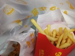 -华莱士·全鸡汉堡(五号路店)