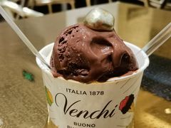 -VENCHI 闻绮(广州太古汇店)
