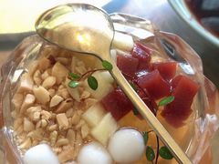 -蜜桃餐厅·伴山(湖滨商业街店)