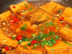 砂锅嫩豆腐-费大厨辣椒炒肉(悠唐购物中心店)