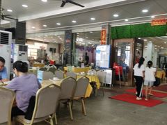 -鹏城人家海鲜酒家·23年老字号(较场尾店)